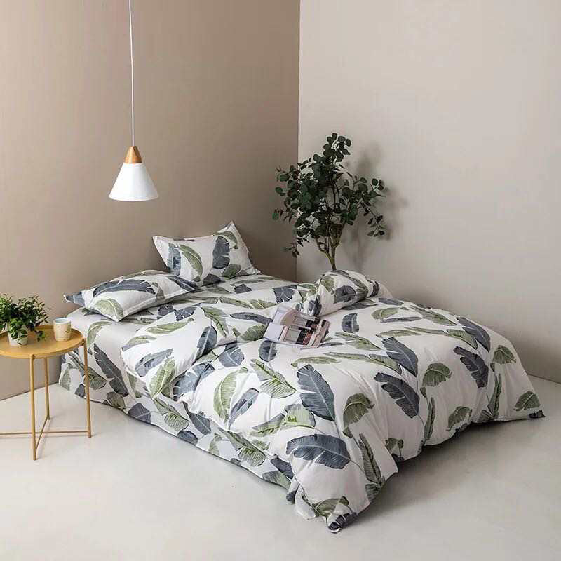 Duvet Cover Set - 6 pieces including Fitted Sheet