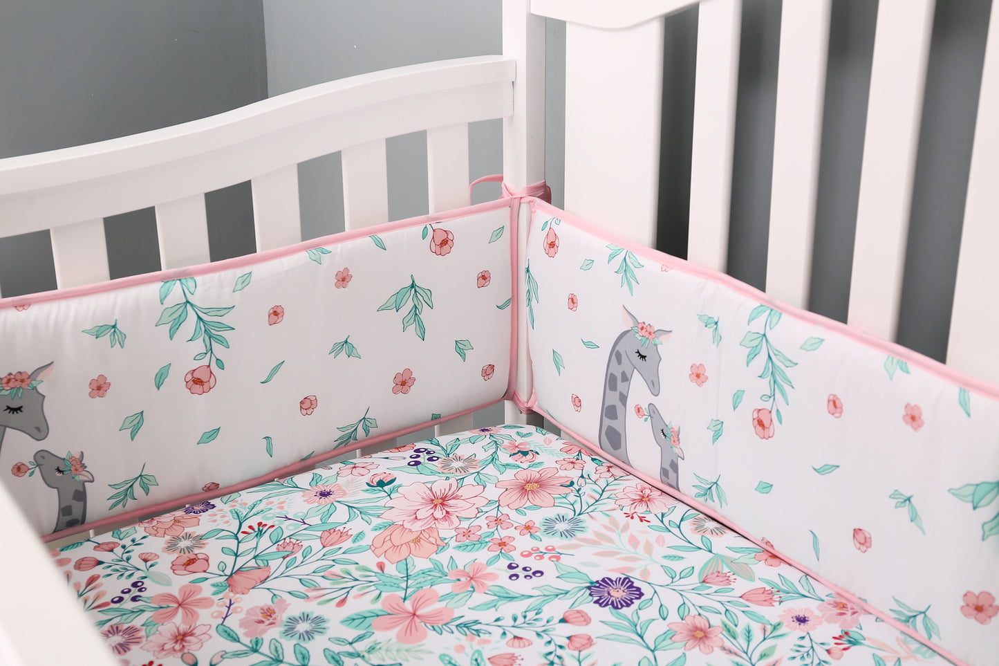 Padded Cot Bumpers; Giraffe Pattern